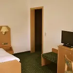 Hirsch Hotel