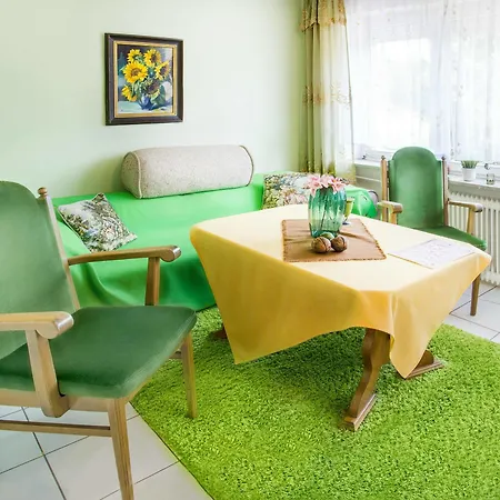 Hirsch 3* פרוידנשטאדט