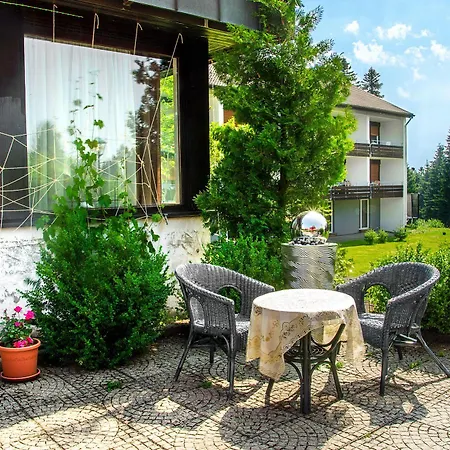 Hirsch Hotell 3*